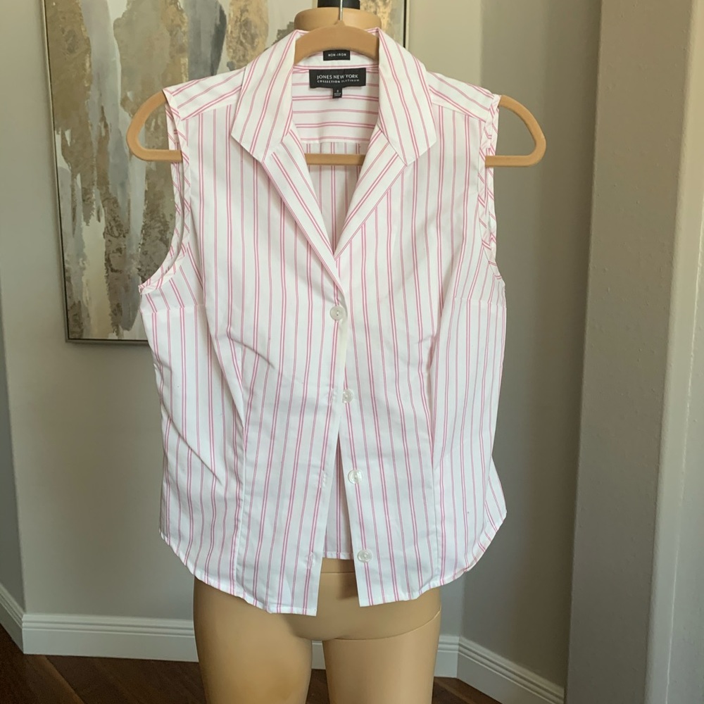 Pink Striped V-neck tank top Jones New York size 8